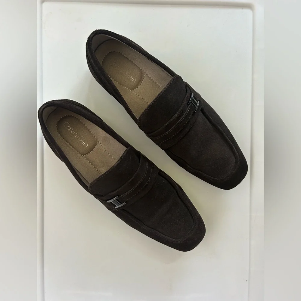 EUC Men’s Calvin Klein Sulie Suede (Dark Brown) Loafers